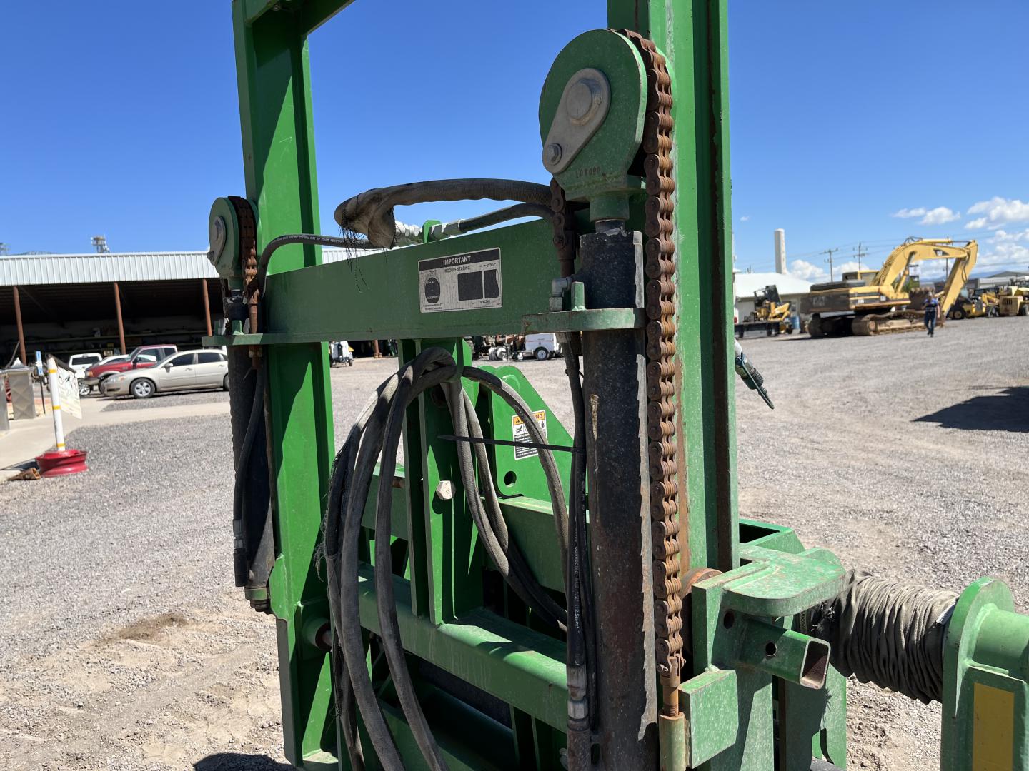 ./imagenes/INVOICE/2019/16848/MANIPULADOR DE PACAS DE ALGODON FRONTIER CM11 (18).JPG